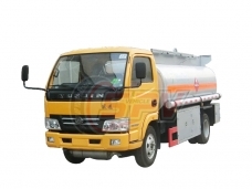 Fuel Bowser IVECO (YUEJIN)